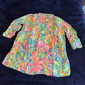 NWT Lilly Pulitzer cover up. Size M